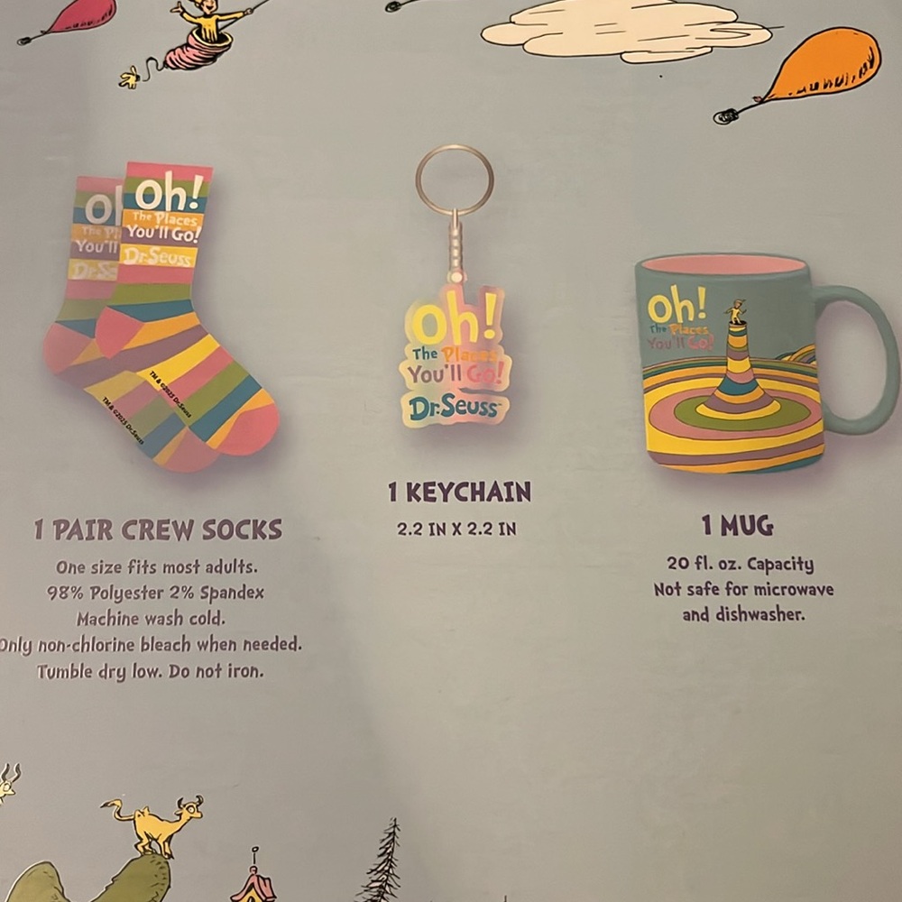 NEW Dr. Suess Oh The Places You’ll Go Mug, Socks and Keychain Boxed Set - Picture 8 of 9